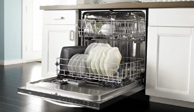 راهنمای خرید ماشین ظرفشویی – مخرن پلاستیکی، استیل یا ترکیبی؟ کدام بهتر است؟