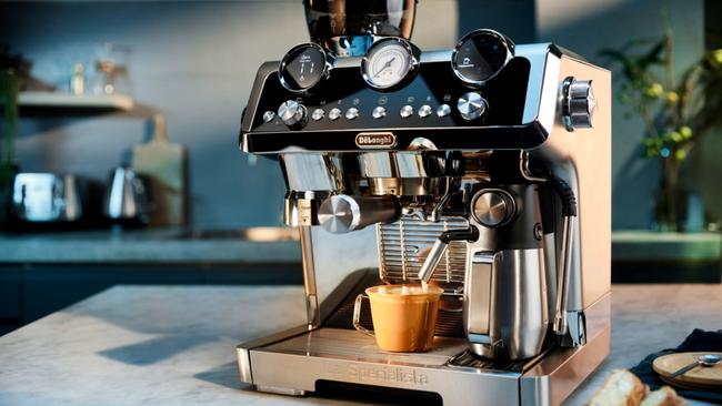دستگاه اسپرسوساز یا قهوه ساز ؟ درک تفاوت ها، مزایا و معایب